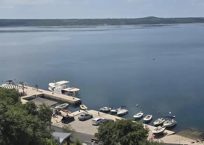 Monika * ماسلينتسا